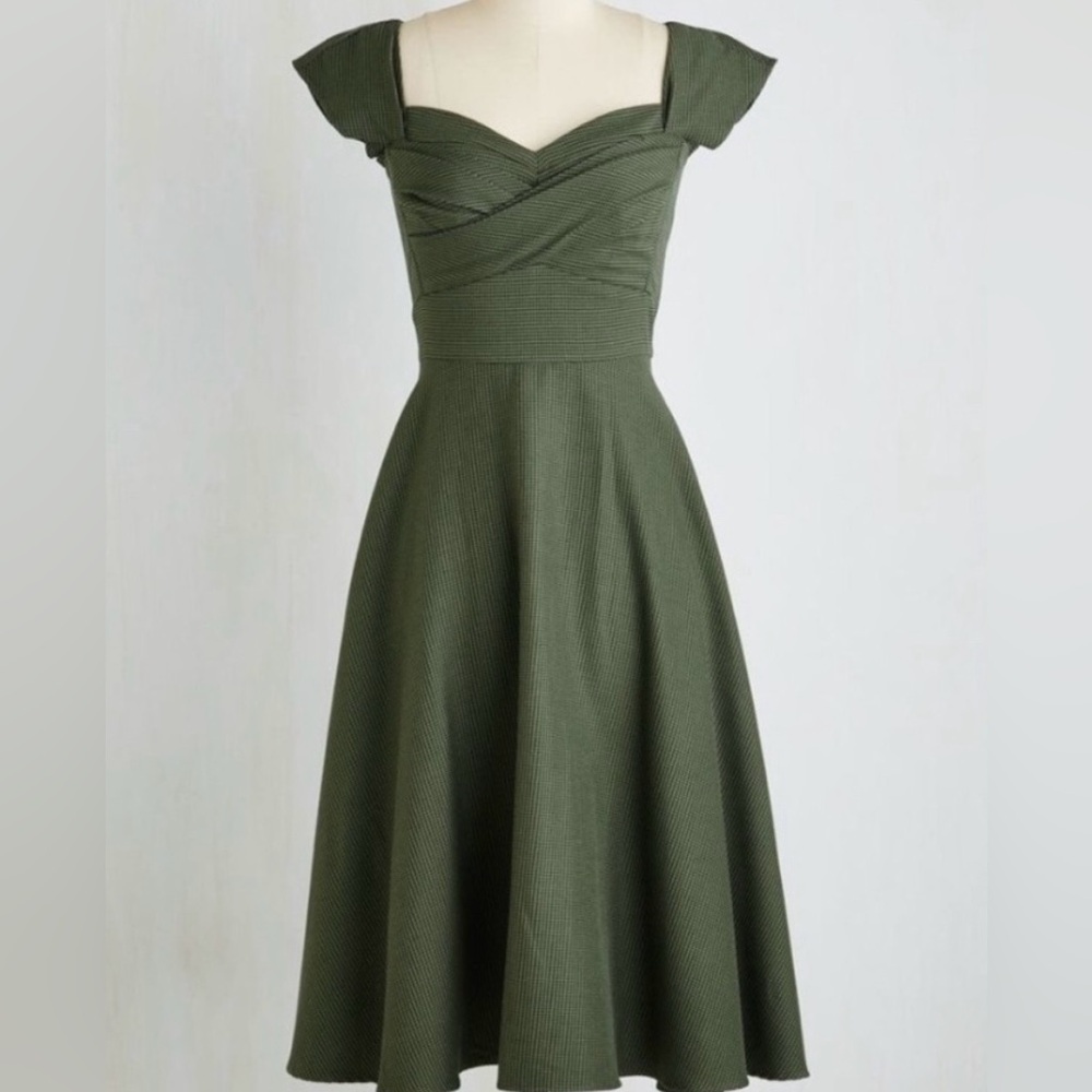 Stop Staring! Green Pine All Mine Swing Dress Houndstooth Medium